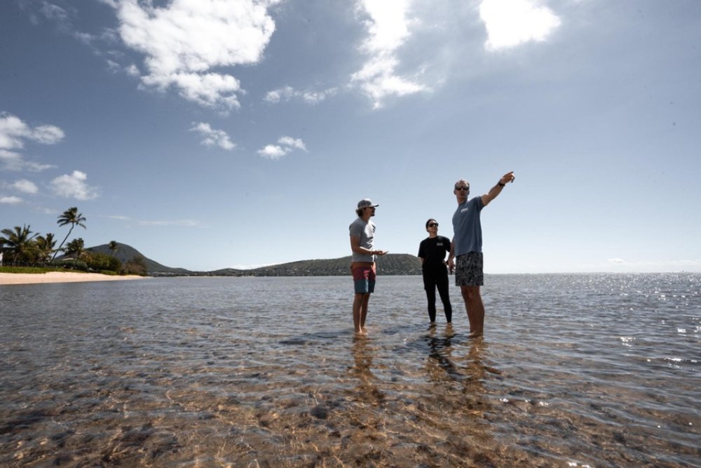 Meeting Dylan Brown and Doug Harper to tour Maunalua Bay in Hawaii (c) Marla-Tomorug