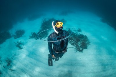 Male freediver