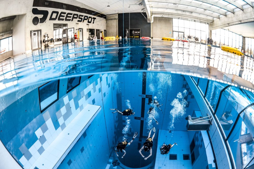 Deepspot - indoor diving pool (c) Deepspot