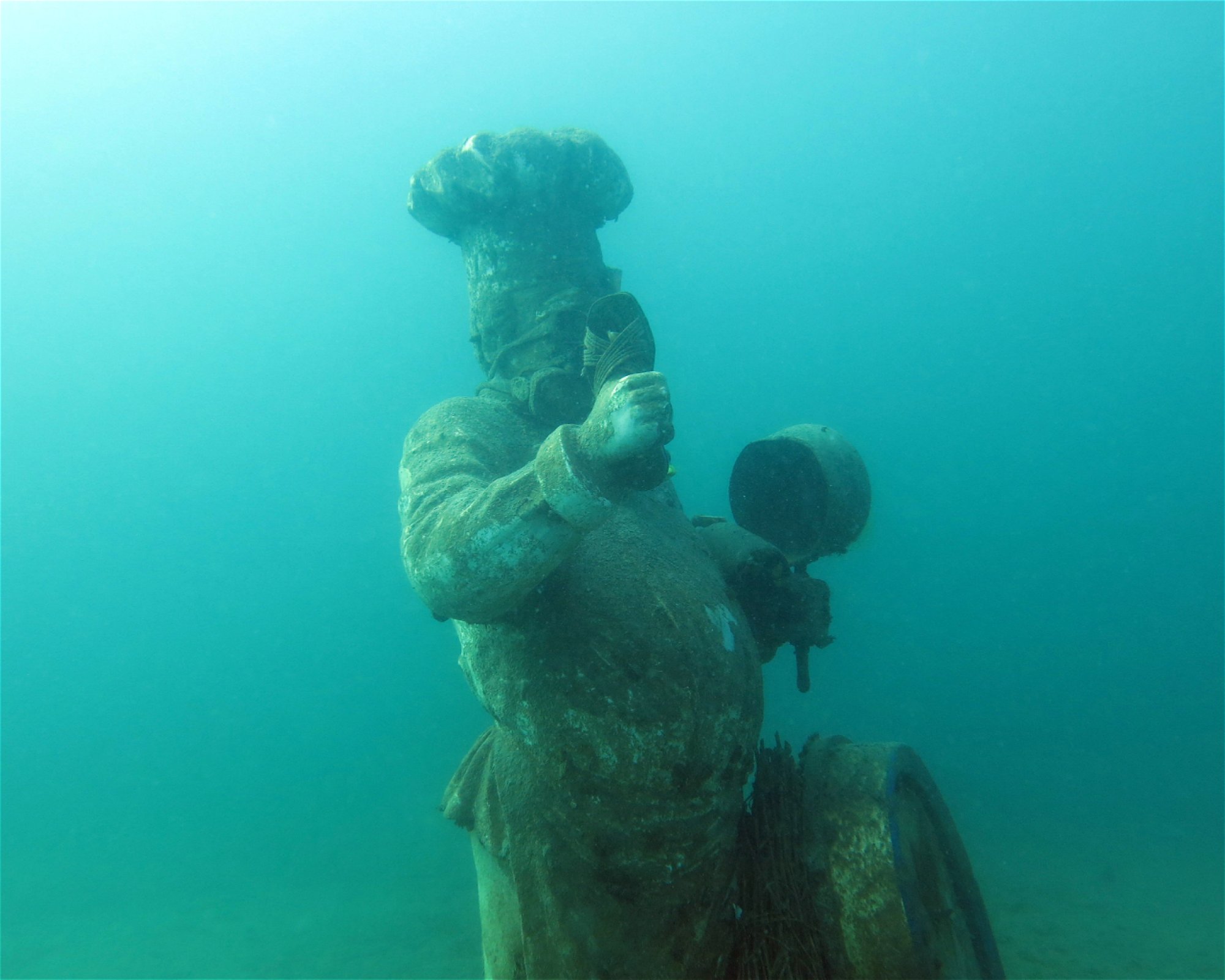 Dive Center Thunersee, 3652 Hilterfingen