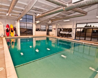Underwater Connection's Pool, Colorado Springs <span class="text-color-primary text-sm"> (★3.8)</span>