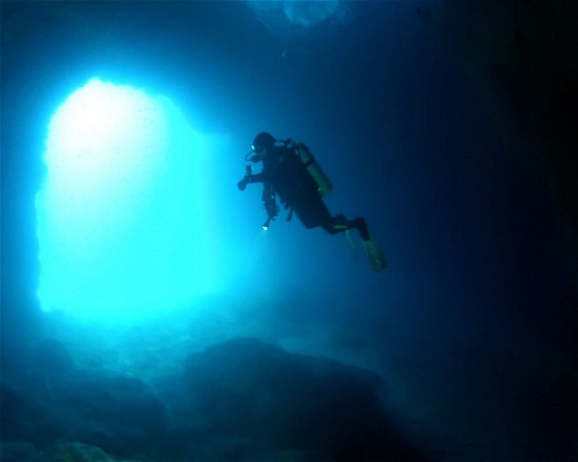 PAROS DIVING CENTER, 84400 PAROS