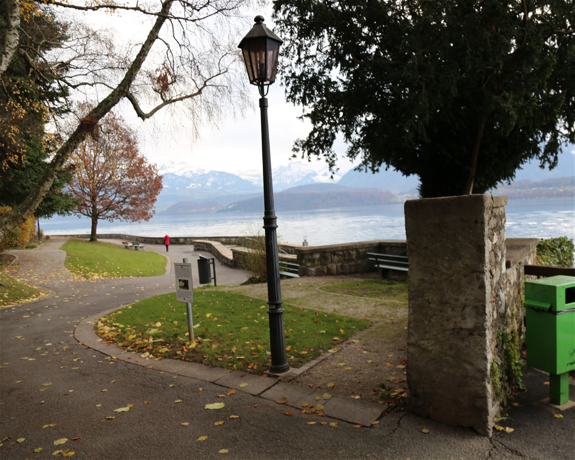 Dive Center Thunersee, 3652 Hilterfingen