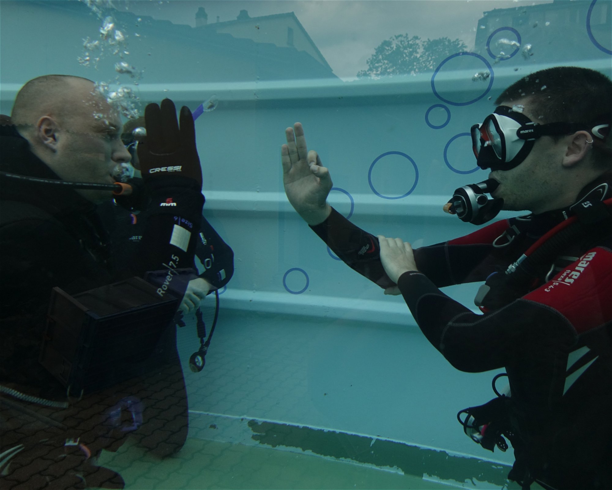 Funny Diving GmbH, 4142 Muenchenstein