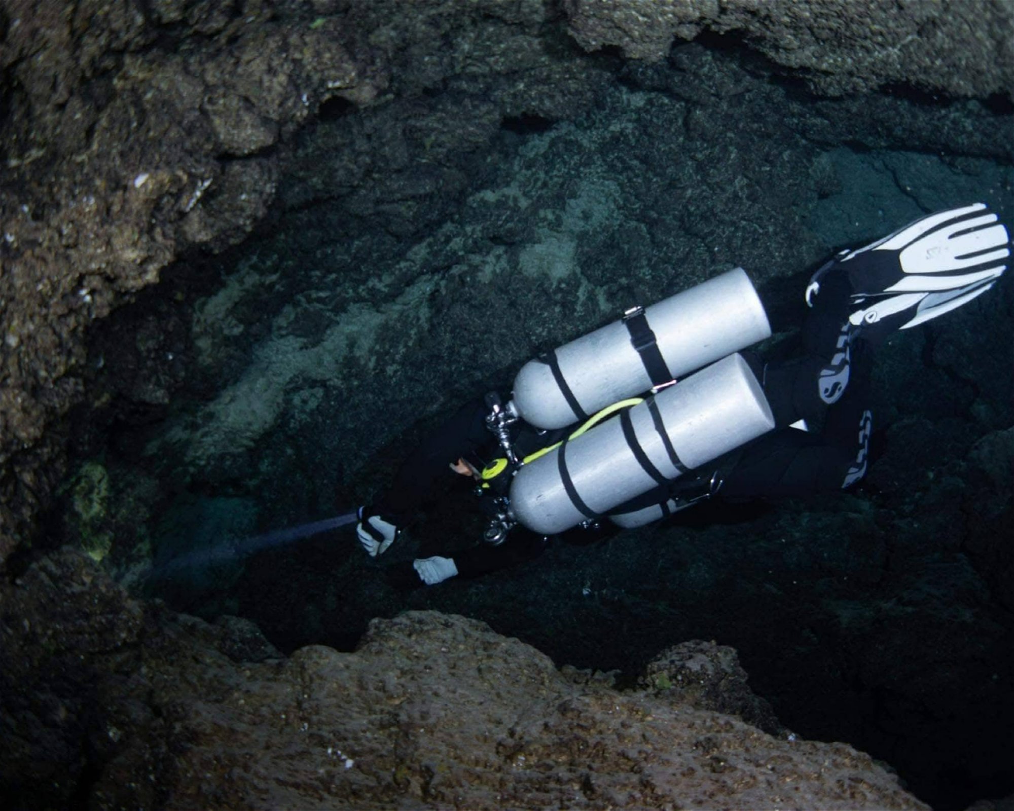 E&Z Diving Center, 6015 Lapu-lapu City