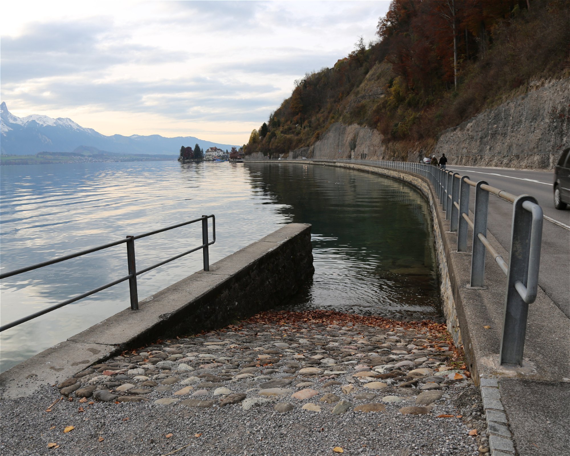 Dive Center Thunersee, 3652 Hilterfingen