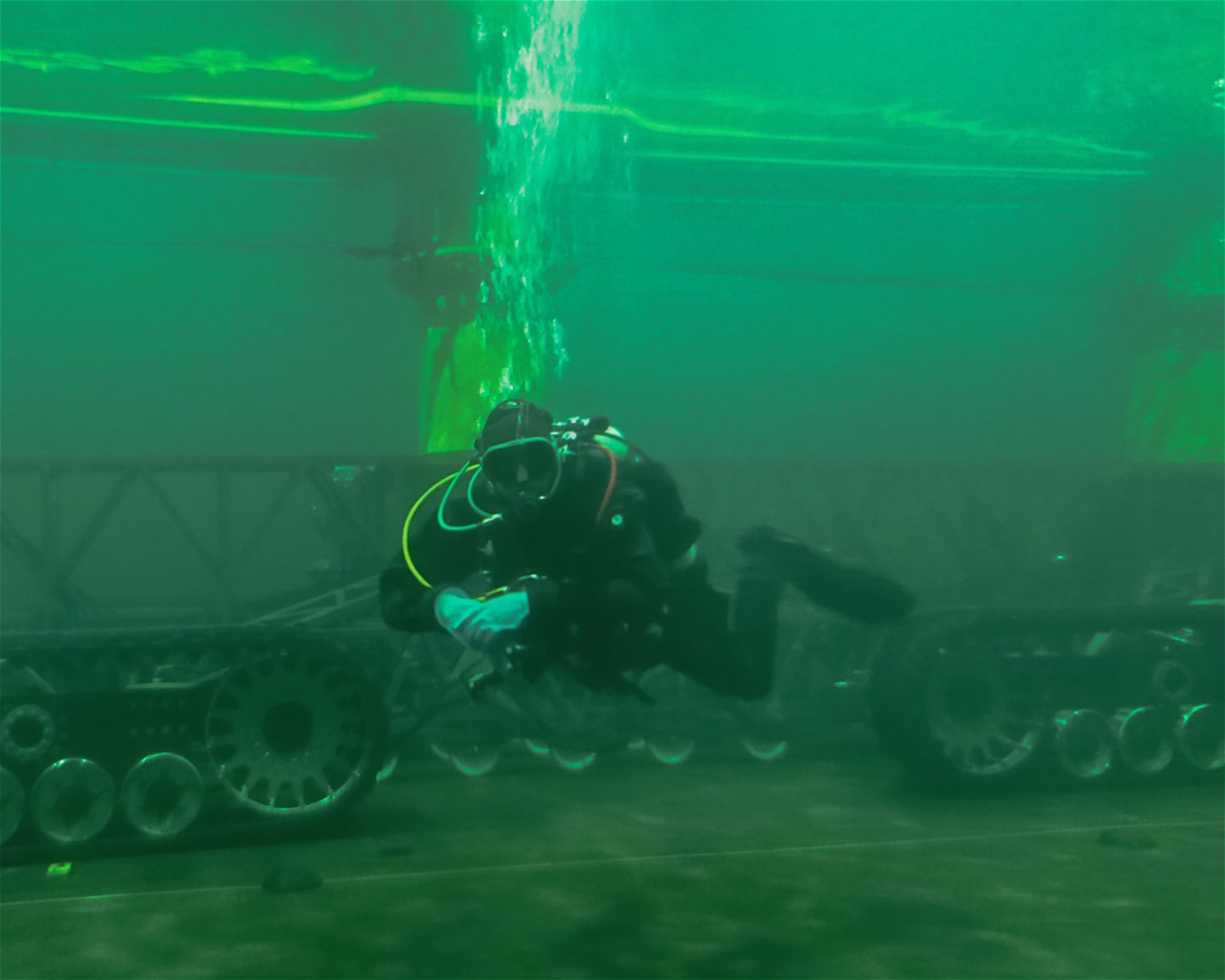 Dive Pro Group, 2547 Lint