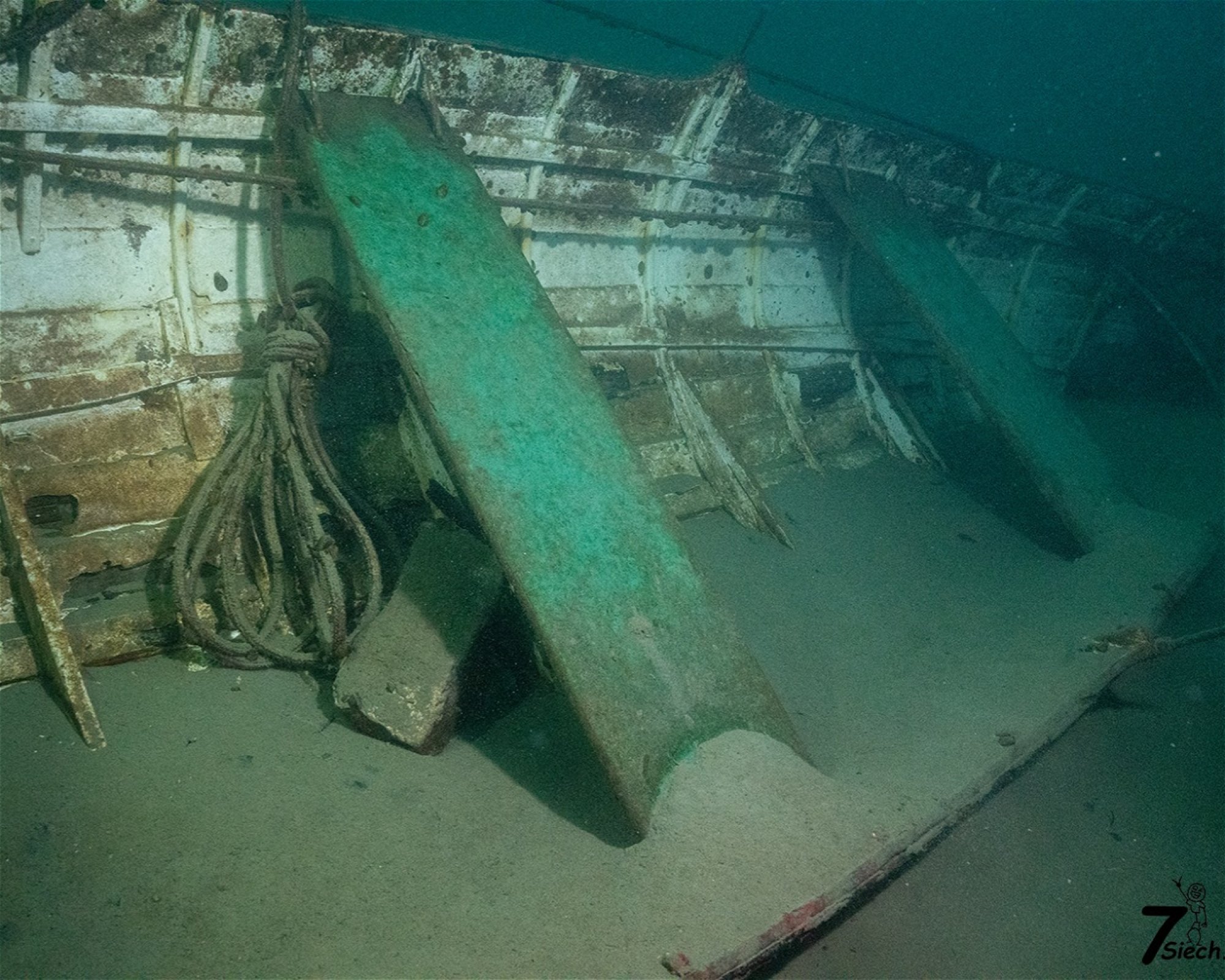 Dive Center Thunersee, 3652 Hilterfingen