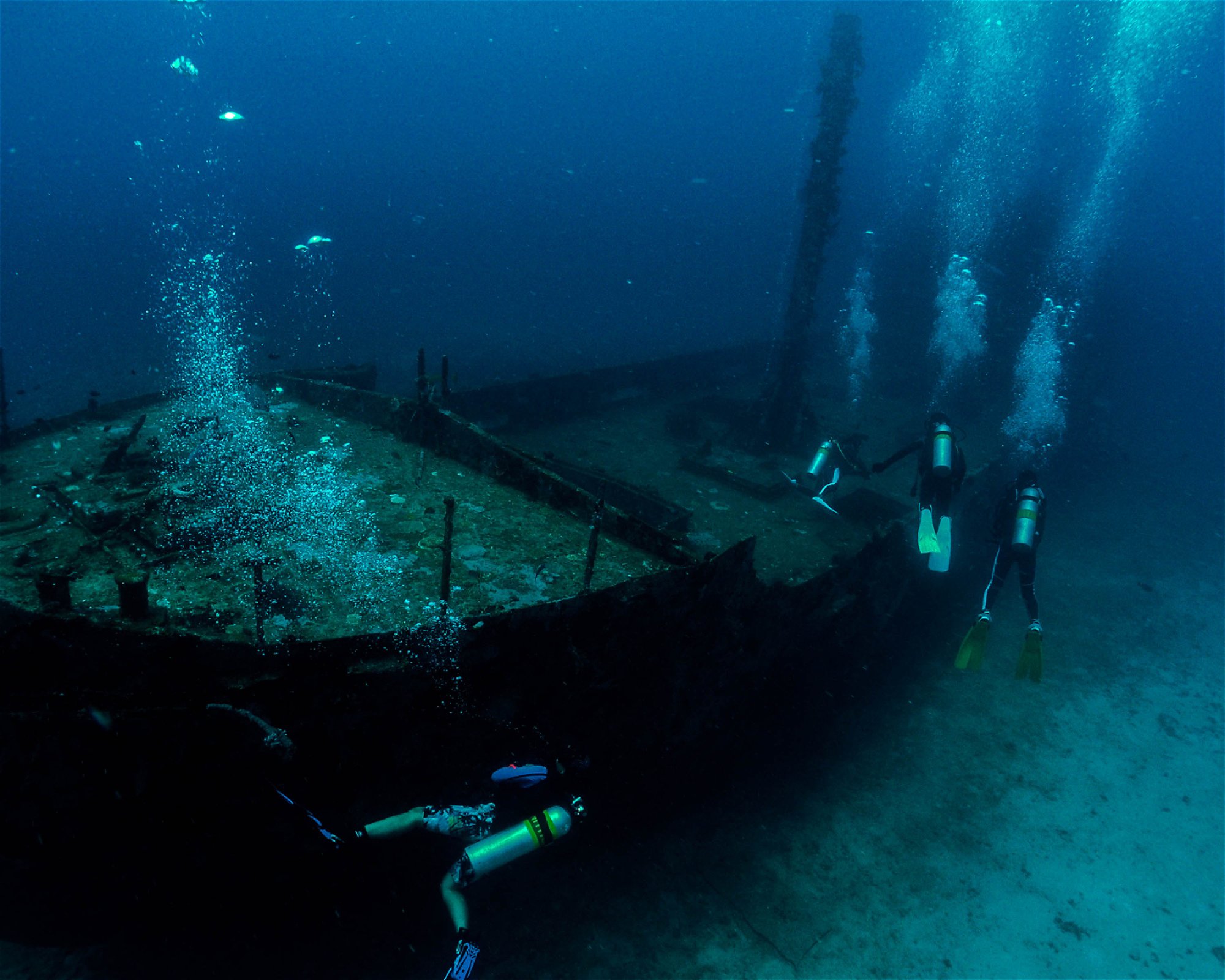 DiveGurus Diving Services Corp., 5608 Manoc Manoc