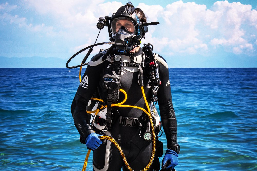 Start your SSI Rescue Team Diver specialty online today!
