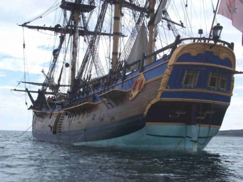 Replica of the "Endeavour" (Type of ship Whitby Cats) (c) Dennis4trigger / Wikimedia