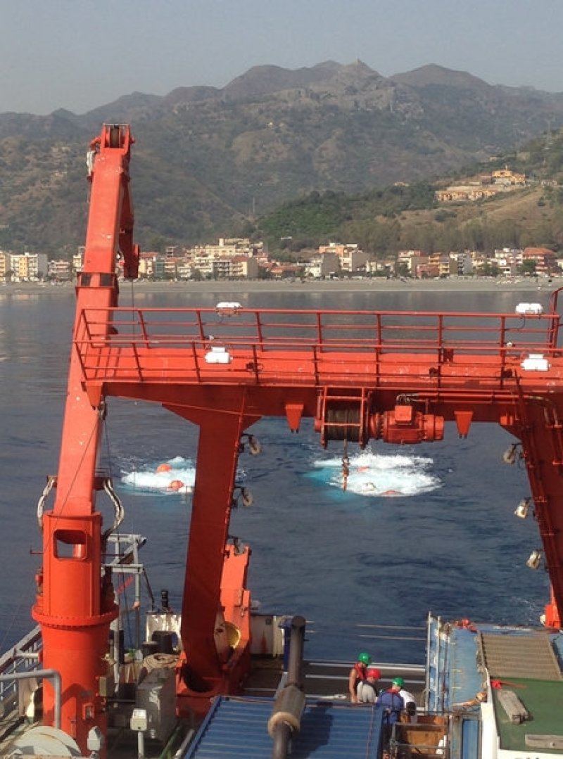 Seismic investigations off the coast of Sicily Photo: © Heidrun Kopp, GEOMAR