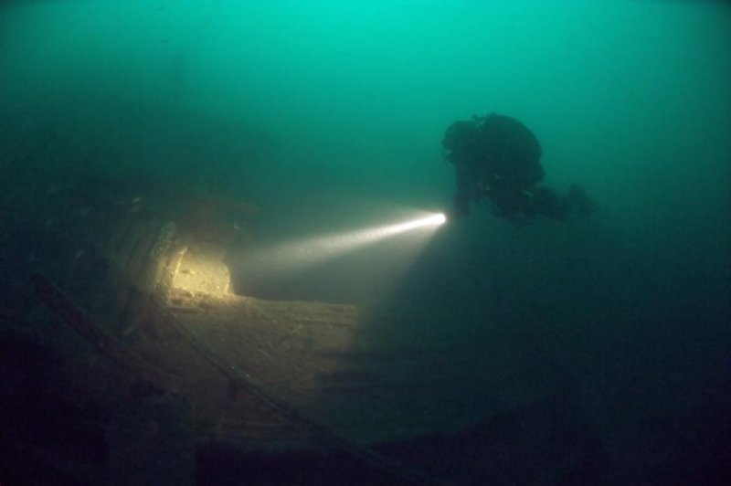 Diving the Salsette Wreck
(c) Steve Jones