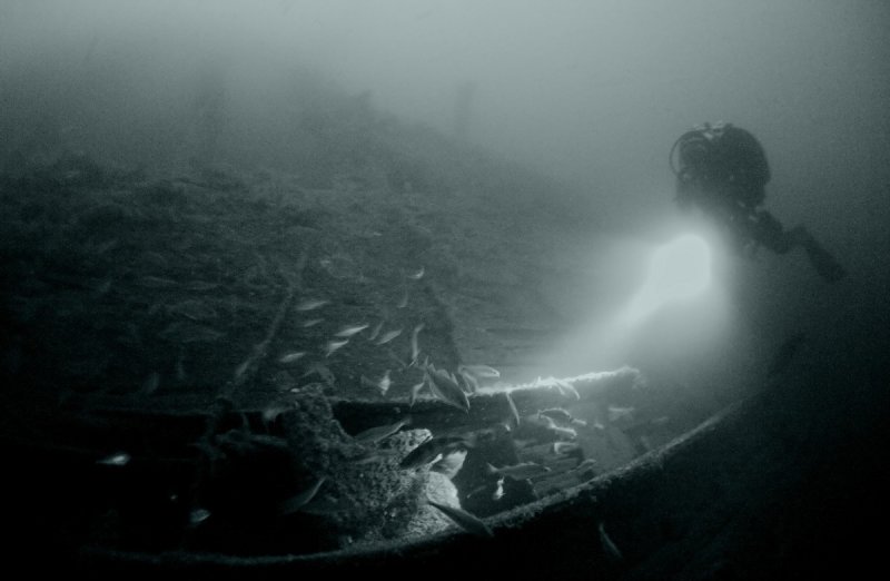 Diving the Salsette Wreck
(c) Steve Jones