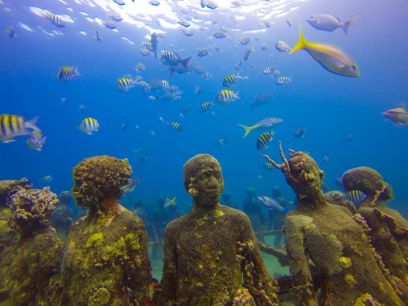 Underwater sculpture park in Grenada by Jason Taylor