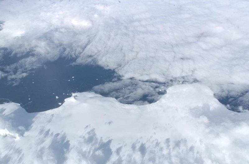 Larsen Ice Shelf, Antactica
(c) NASA
