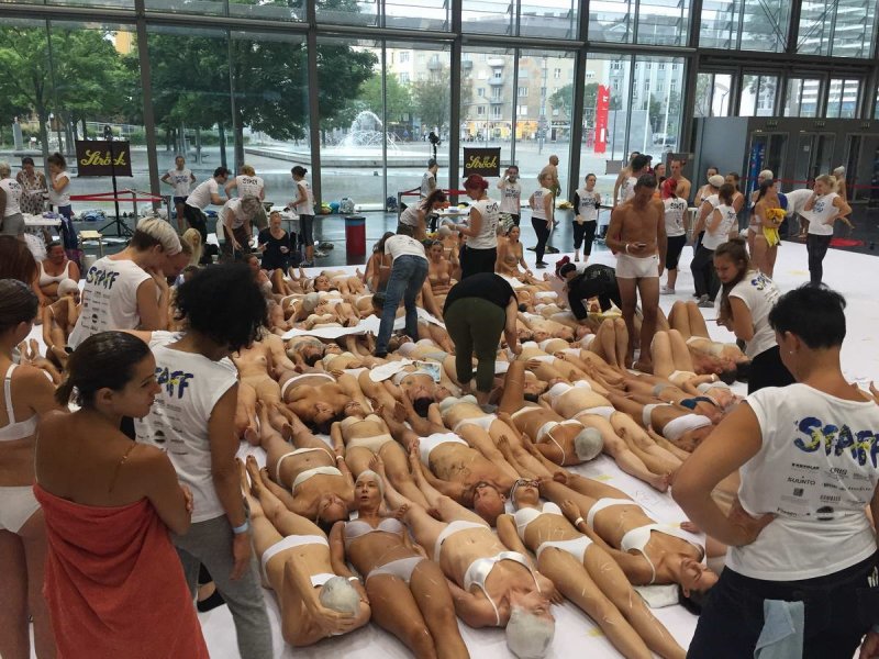 Making of ... World Record in 2017
(c) Reefcalendar.org