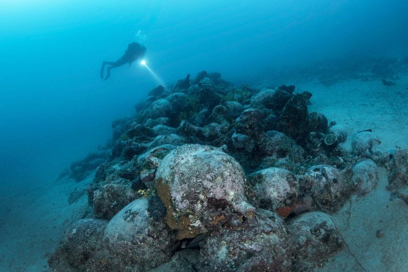 Divers discovered an ancient Roman ship (c) Press Croatia