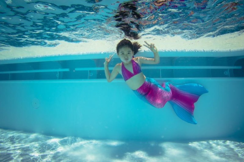 Ian Gray / Mermaid Kat