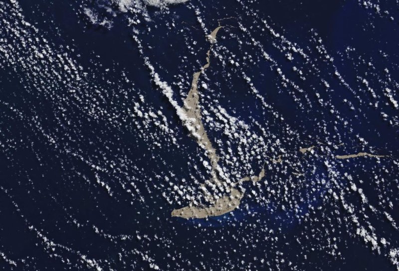 The volcanic rock carpet (c) NASA