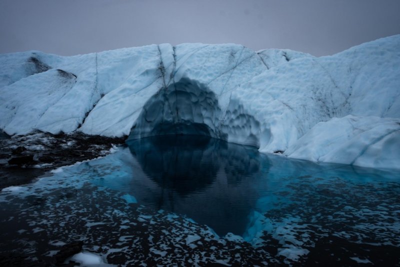 Diving in the Arctic and Antarctic: Where to Go and What to Expect