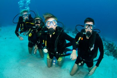 Kids Scuba Trips: Tips for Finding Family-Friendly Options